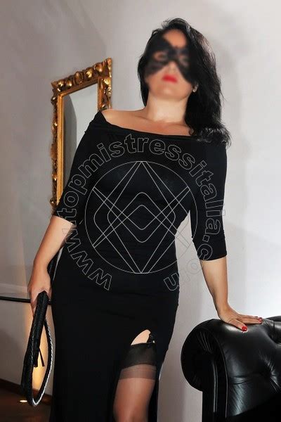 Escort Pistoia, annunci incontri donne 